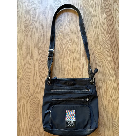 Tyler Rodan Handbags - NWT Tyler Rodan Purse Crossbody Bag Black Triple Zippered Pockets 13"x13" NEW